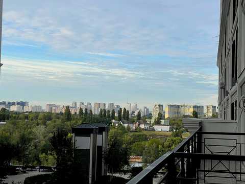 квартира за адресою Михайла Максимовича вул. (Онуфрія Трутенка), (Будинок «Престон»)