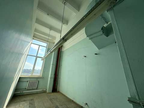 комерційна за адресою Степана Бандери просп. (Московський), 8