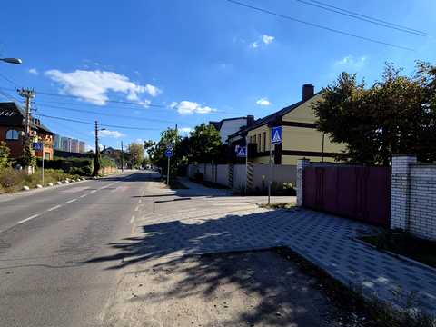 комерційна за адресою 4-та Садова вул., 50А