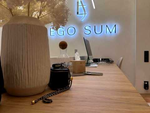 коммерческая по адресу Леонтовича ул., 3