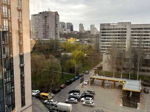 квартира за адресою Набережна Перемоги вул., 42-Р