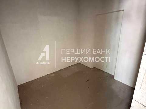 комерційна за адресою Краснова вул., 1-А