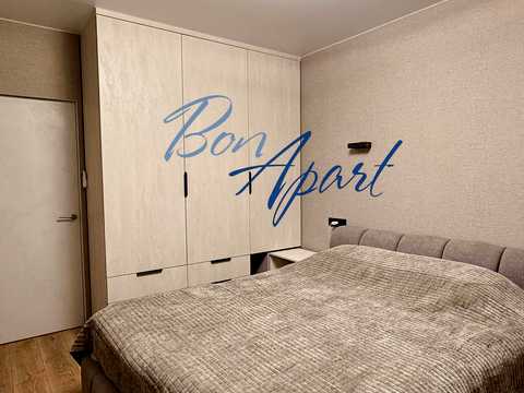 квартира за адресою Причальна вул., 10