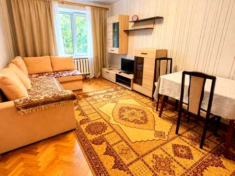 квартира за адресою Ростиславська вул. (Маршала Рибалка), 3