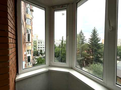 квартира за адресою Соборності вул. (Жовтнева), 50