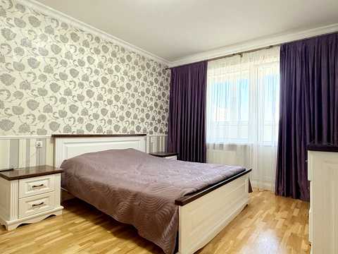 квартира за адресою Сергія Данченка вул., 5