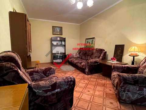 квартира за адресою Навроцького вул., 15