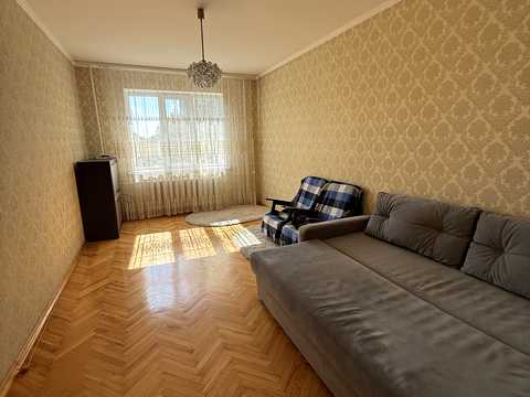 квартира за адресою 24 Серпня вул., 3