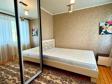 квартира за адресою Театральна вул. (Васляєва), 49/1