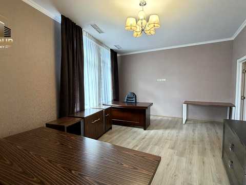 коммерческая по адресу Болсуновская ул. (Сергея Струтинского), 23