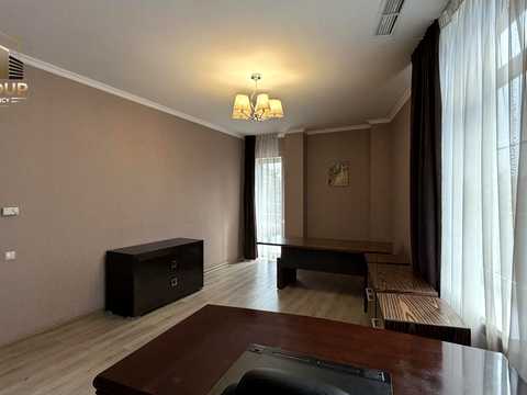 коммерческая по адресу Болсуновская ул. (Сергея Струтинского), 23