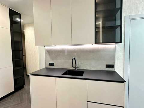 квартира за адресою Краснова вул., 1-Б