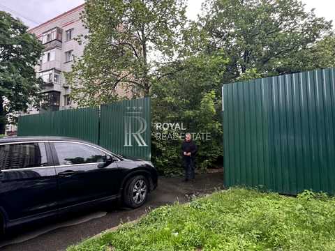 комерційна за адресою Жилянська вул., 148
