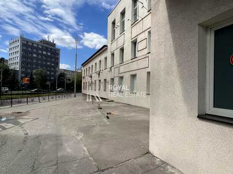 комерційна за адресою Жилянська вул., 148