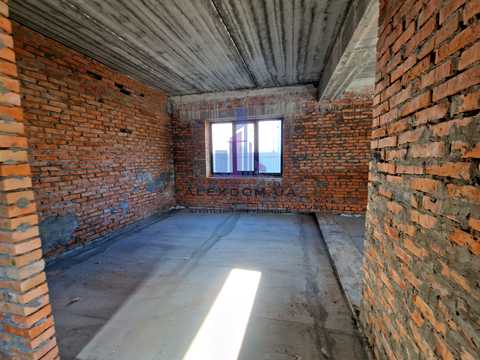 будинок за адресою с. Погреби, Ратушного, 6-Б