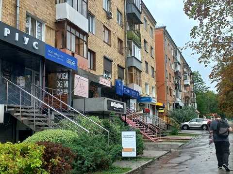 комерційна за адресою Науки просп. (Леніна), 27