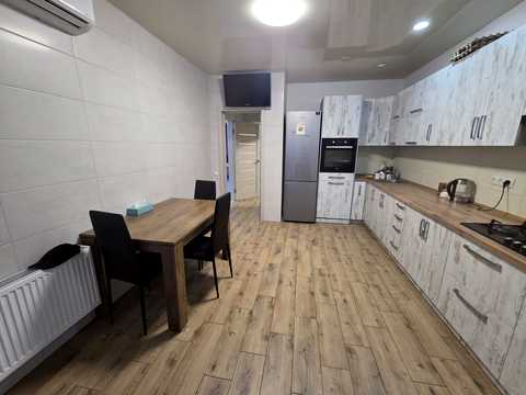 квартира по адресу Вячеслава Черновола ул., 91с
