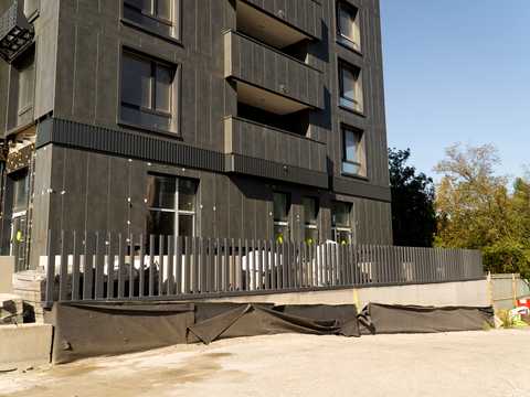 коммерческая по адресу Тепловозная ул., 28