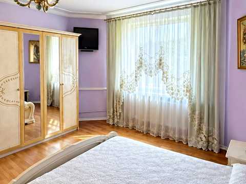 будинок за адресою с. Заволока, Центральна