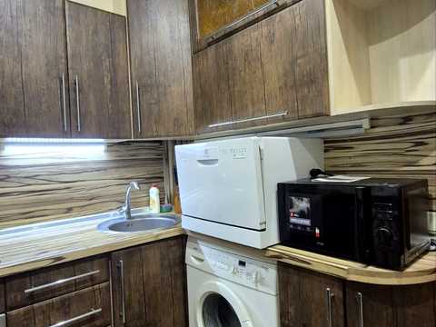 квартира за адресою Республіканська вул., 74/30