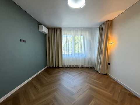 квартира по адресу Черновола ул., 123-А
