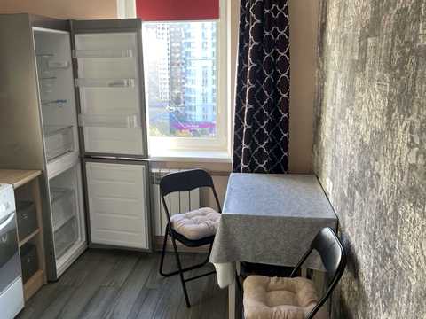 квартира за адресою Тростянецька вул., 12