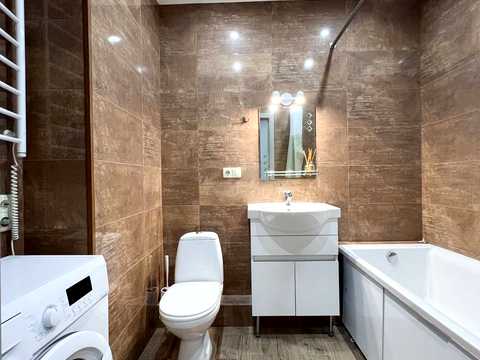 квартира за адресою Кришталева вул., 1-А