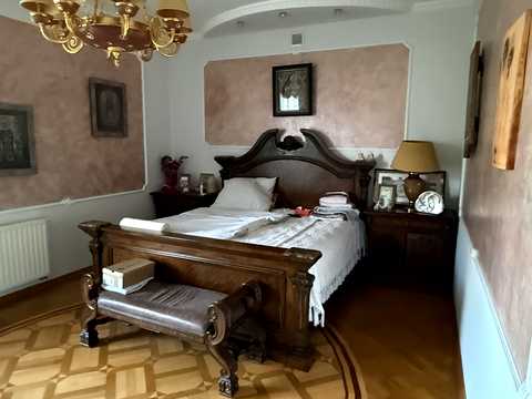 будинок за адресою Світла