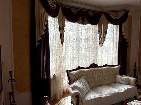 будинок за адресою Світла