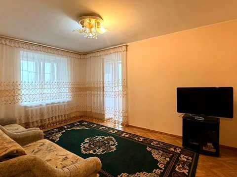 квартира за адресою Романа Шухевича вул., 10
