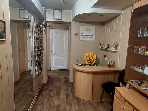 комерційна за адресою Науки просп. (Гагаріна), 80