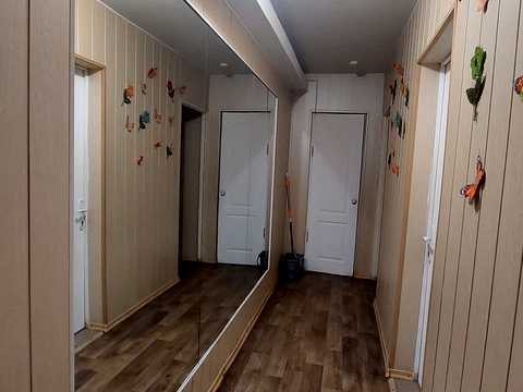 комерційна за адресою Науки просп. (Гагаріна), 80