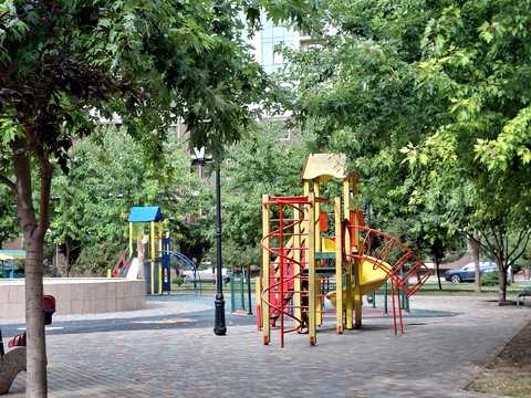 квартира за адресою Перлинна вул., 3а/2
