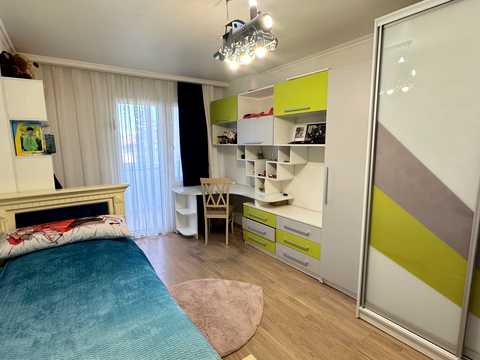 квартира за адресою Чернівці, Сергія Скальда вул. (Комарова), 40