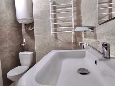 квартира за адресою Київ, Микільсько-Слобідська вул., 8