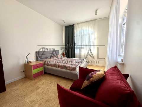 дом по адресу Тараса Шевченка пл.