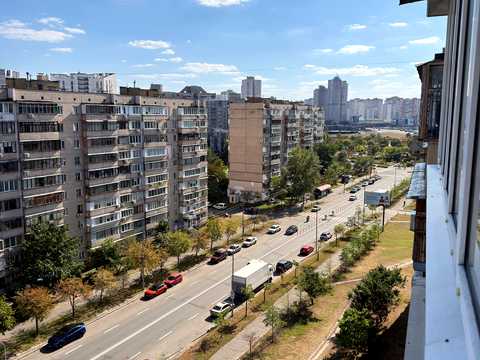 квартира по адресу Драгоманова ул., 42