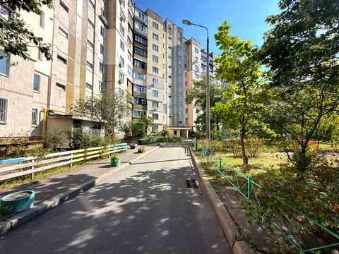 квартира по адресу Драгоманова ул., 42