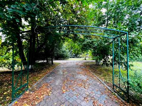 будинок за адресою Садова
