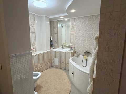 квартира по адресу 24-го Августа ул., 7-А