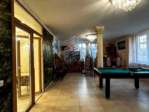 будинок за адресою Мірна, 8