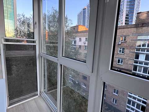 квартира по адресу Ісаакяна ул., 2