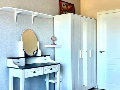 квартира за адресою Академіка Лазаренка вул., (Будинок)
