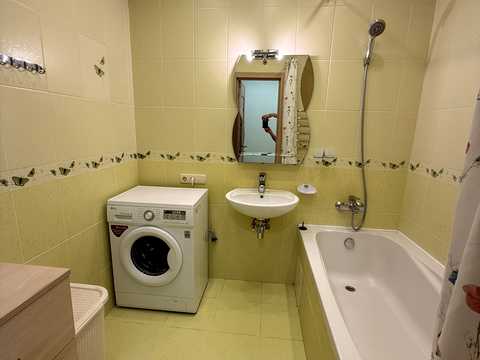 квартира за адресою Здолбунівська вул., 13