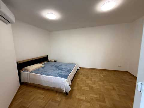 квартира по адресу Драгоманова ул., 38-А