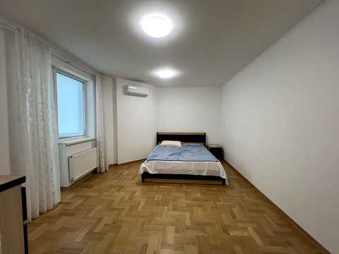 квартира по адресу Драгоманова ул., 38-А