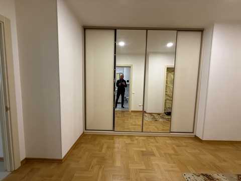 квартира по адресу Драгоманова ул., 38-А