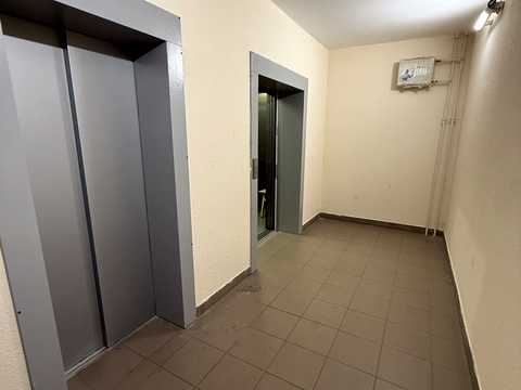 квартира по адресу Драгоманова ул., 38-А