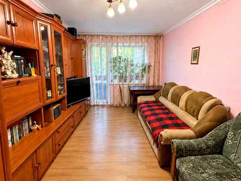 квартира за адресою Космонавтів вул., 56