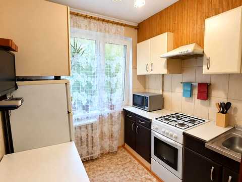 квартира за адресою Космонавтів вул., 56